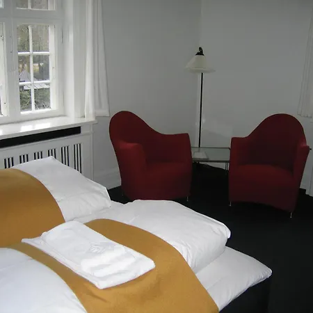 Skarrildhus Sinatur & Konference Hotel 3*