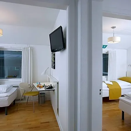 Hotel Skarrildhus Sinatur & Konference 3*